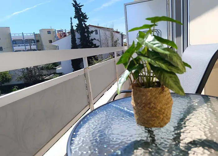 Nautilus & Apartman Rhodes City